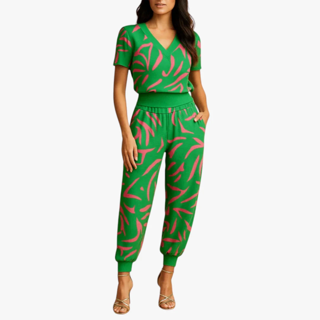 Miles & Luna Set – Floral Print Top and Elastic Waist Pants
